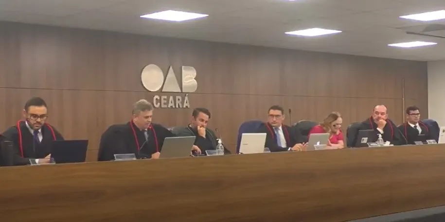 O julgamento foi remarcado para ser realizado na próxima segunda-feira (25), às 9 horas da manhã, na sede da OAB/CE