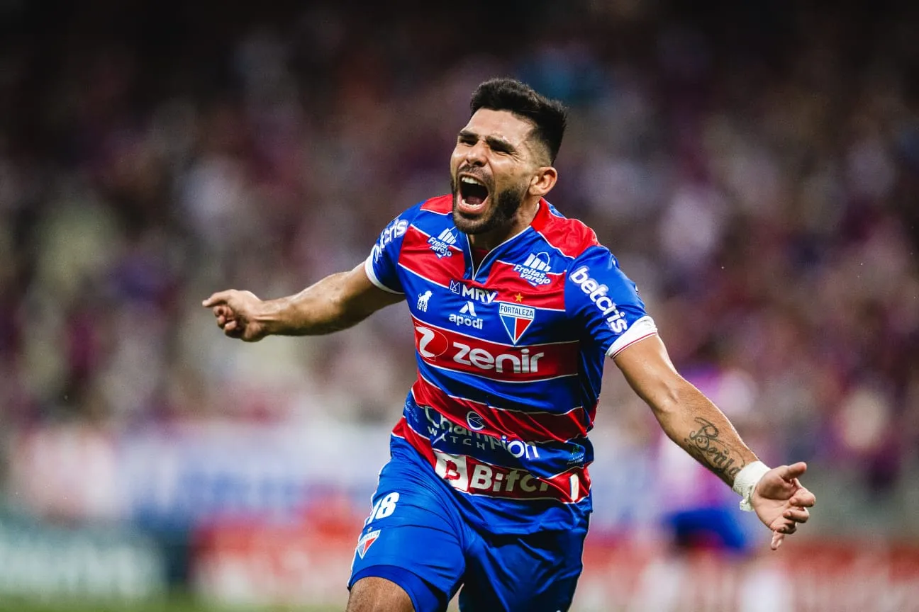 Silvio Romero é o vice-artilheiro do Fortaleza na temporada de 2022, com oito gols
