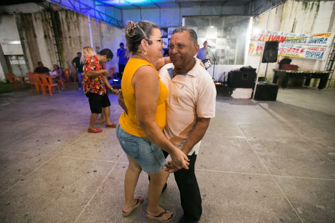 Seu Biriba e Dona Rosangela são os idealizadores do Forró do Biriba