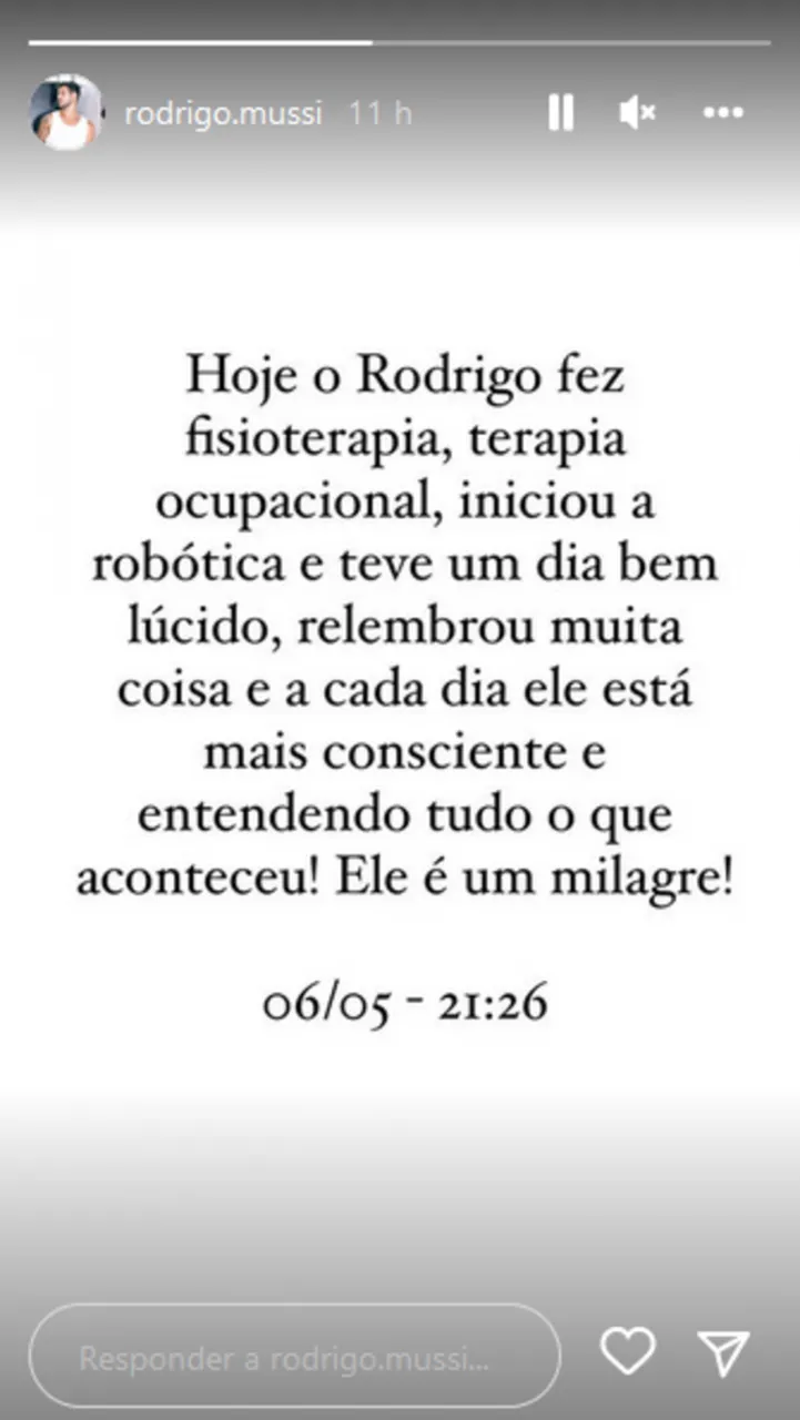 Boletim médico compartilhado na rede social do influenciador
