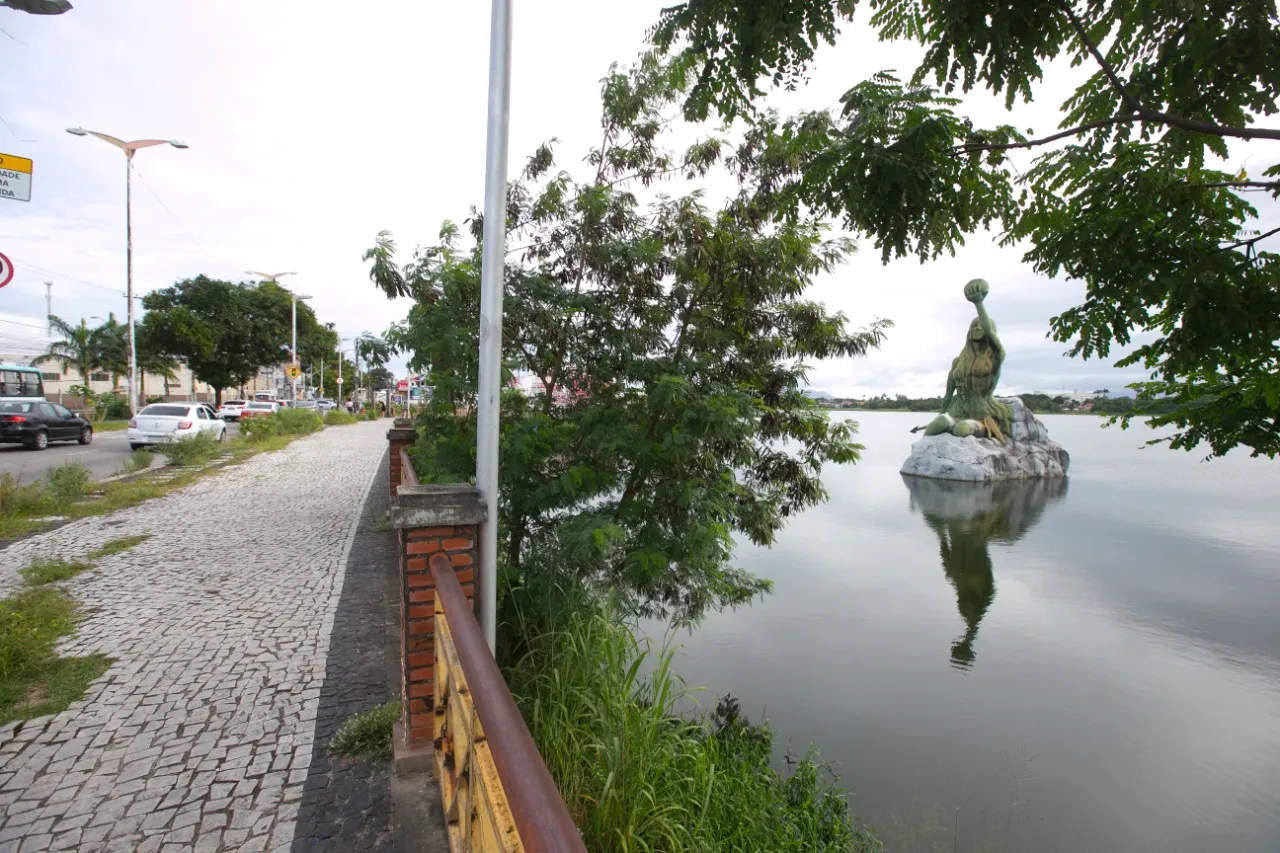 As lagoas, no atual momento, diz a Prefeitura, 