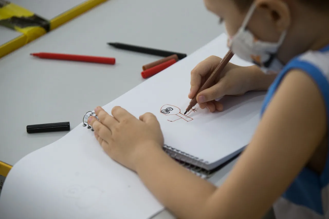Em nota, a Undime afirma que o ensino domiciliar rejeita a relevância dos profissionais da educação para o desenvolvimento dos alunos.
