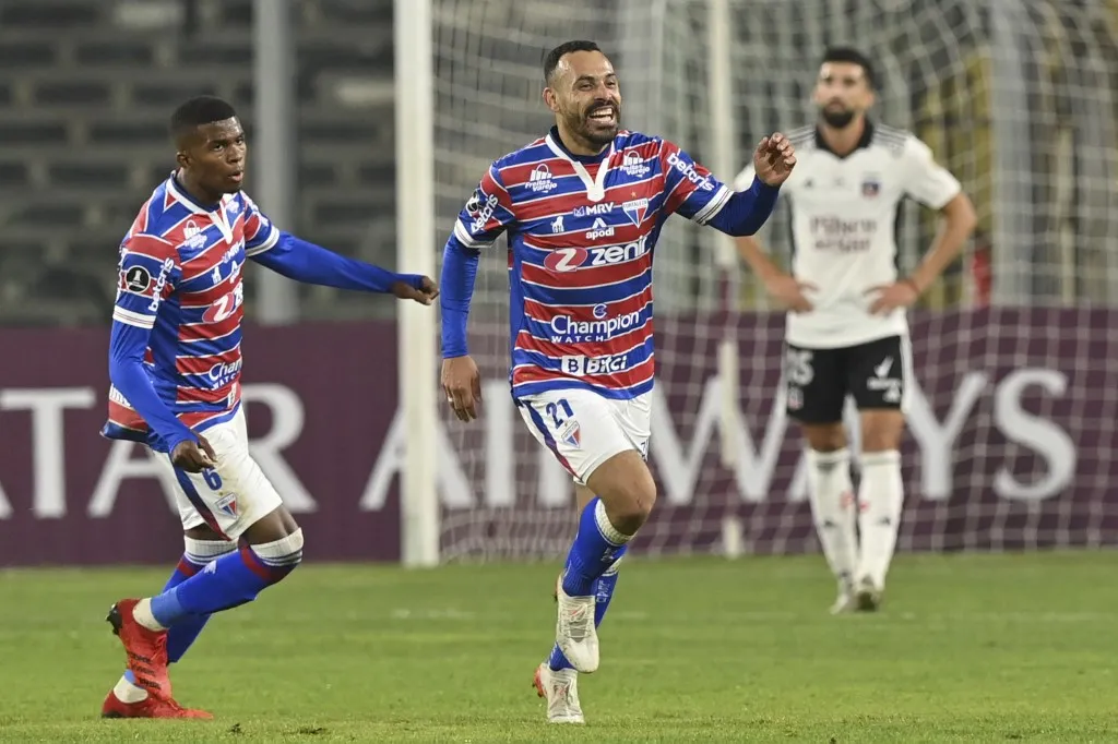 O Moisés brilhou em campo com dois gols e uma assistência pelo Fortaleza