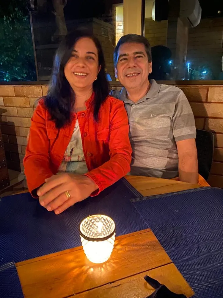 O pastor José Wellington de Oliveira e a esposa, Juliana Maria de Oliveira: hoje com 27 anos de casados, namoro dos dois foi para além do contato físico