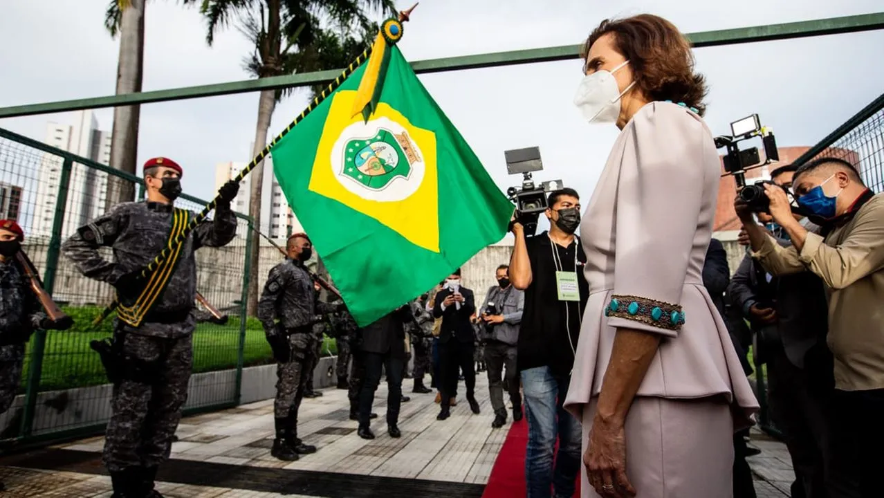 A governadora Izolda Cela tomou posse no último dia 2 de abril após renúncia do ex-governador Camilo Santana