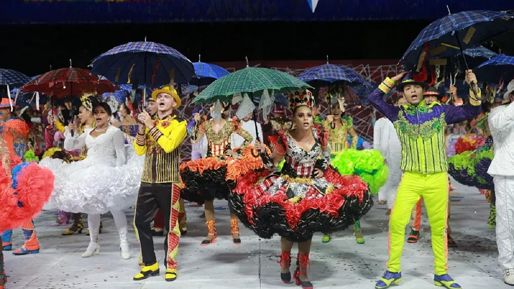 O tema da Arriba Saia deste ano será O Fabuloso Circo Místico Nordestino, apresentando diversas manifestações tradicionais populares