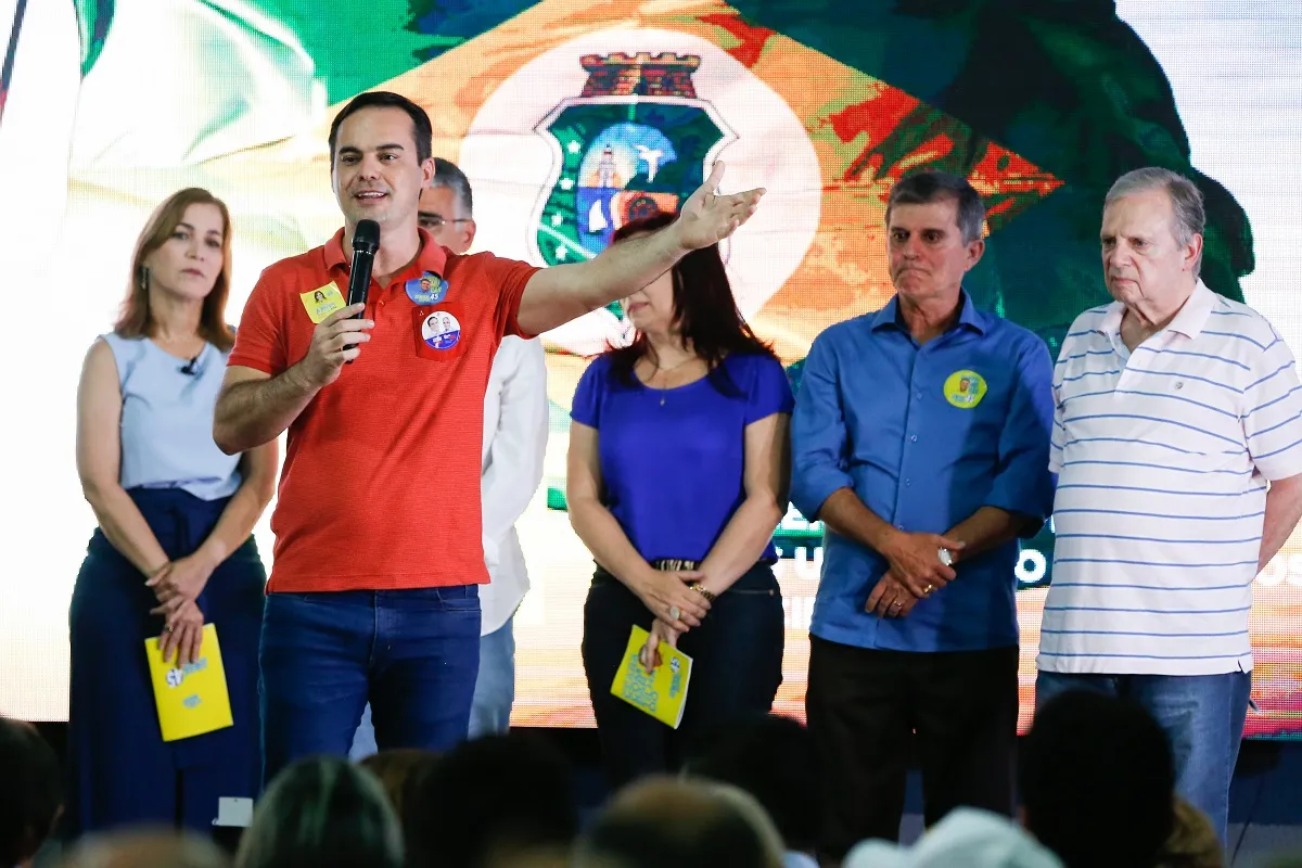 Capitão Wagner, em 2018, no palanque de oposição, quando foi candidato a deputado federal