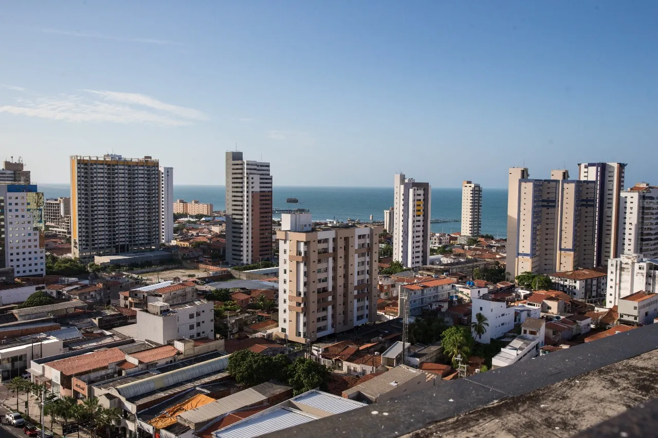 Há bairros nas quais parte do território fica em uma zona e parte em outra e com isso, os limites de altura também são diferentes.