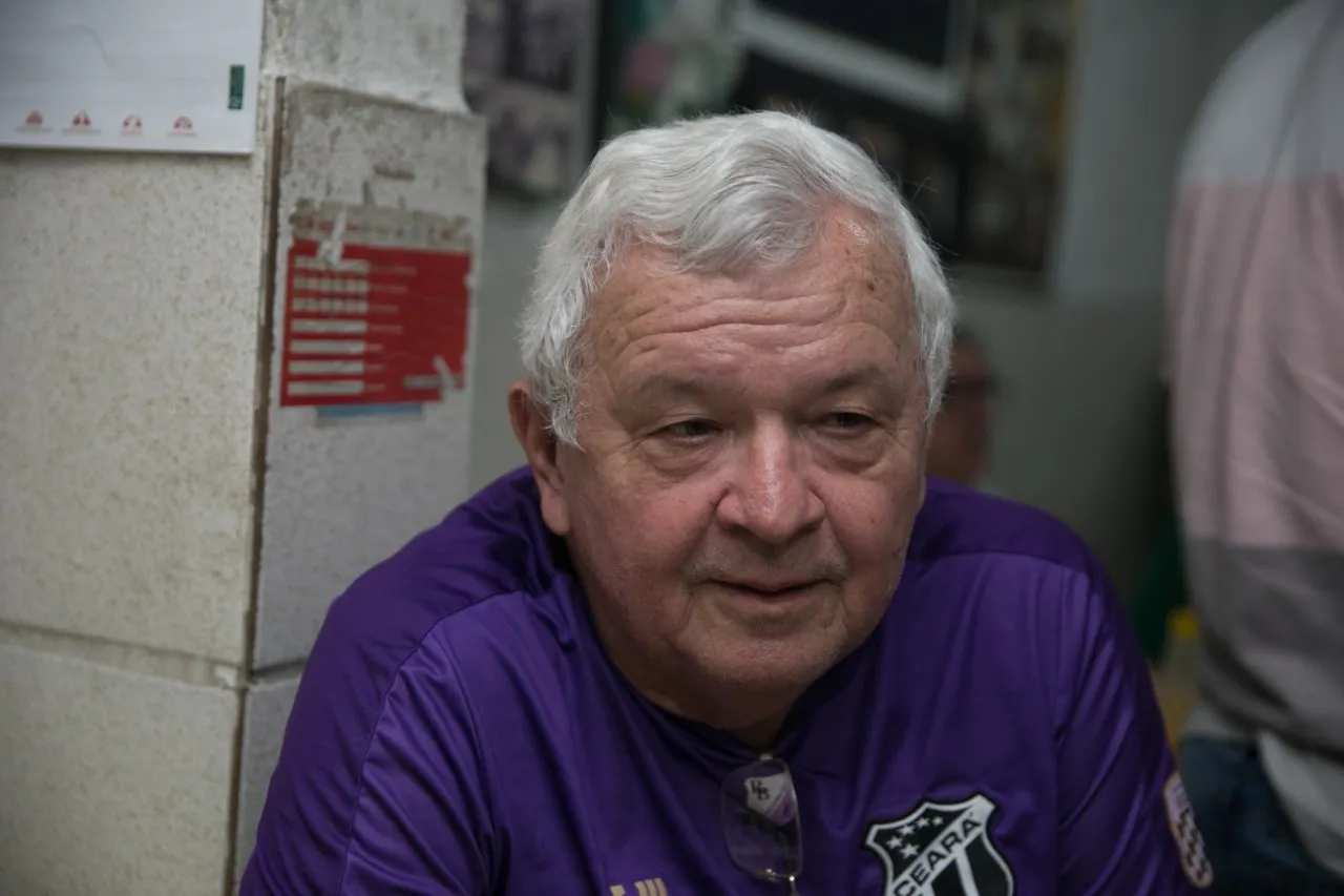 Aos 71 anos, o corretor de seguros Emanoel Ribamar frequenta o Feijão Maravilha há mais de um quarto de século