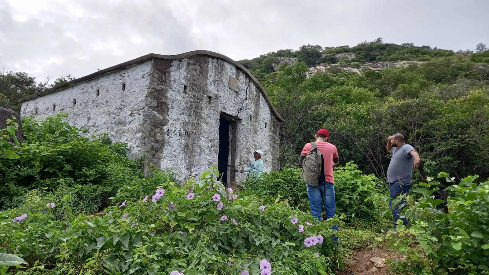 No processo de avaliação de tombamento, casas de pólvora de 1922 foram descobertas na área a ser tombada.