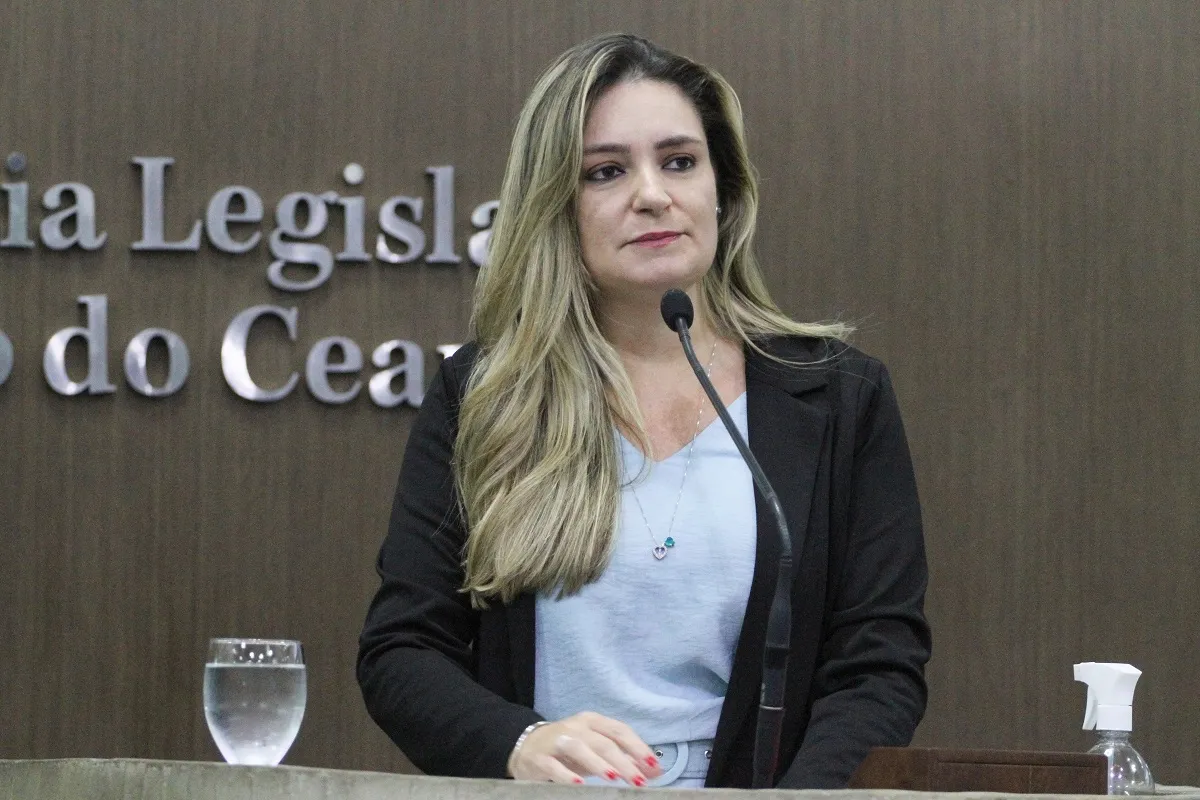 Deputada estadual Augusta Brito