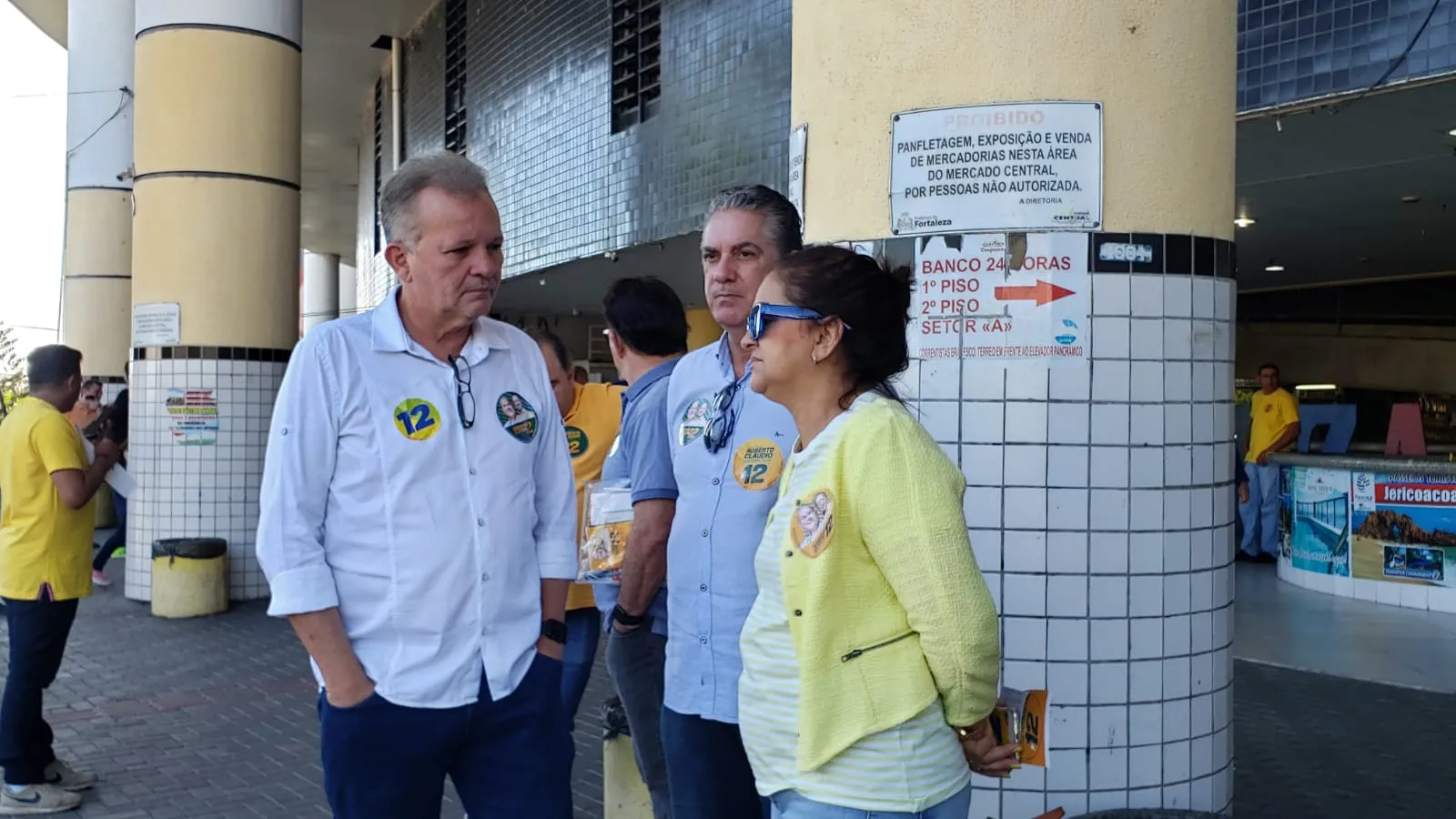 André Figueiredo no Mercado Central, onde PDT inicia a campanha pelo Governo do Estado