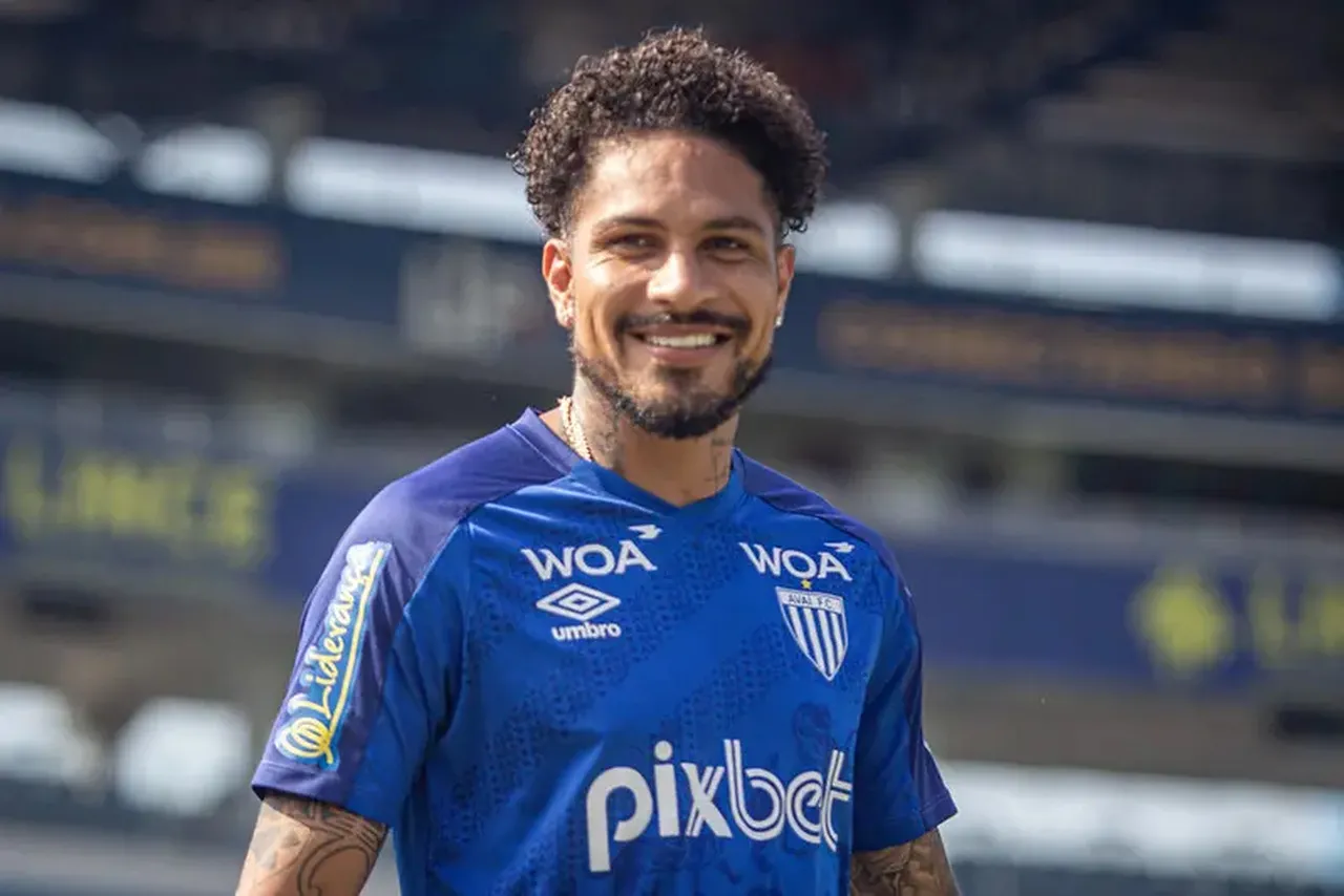 O experiente atacante Paolo Guerrero é um dos maiores ídolos do futebol peruano
