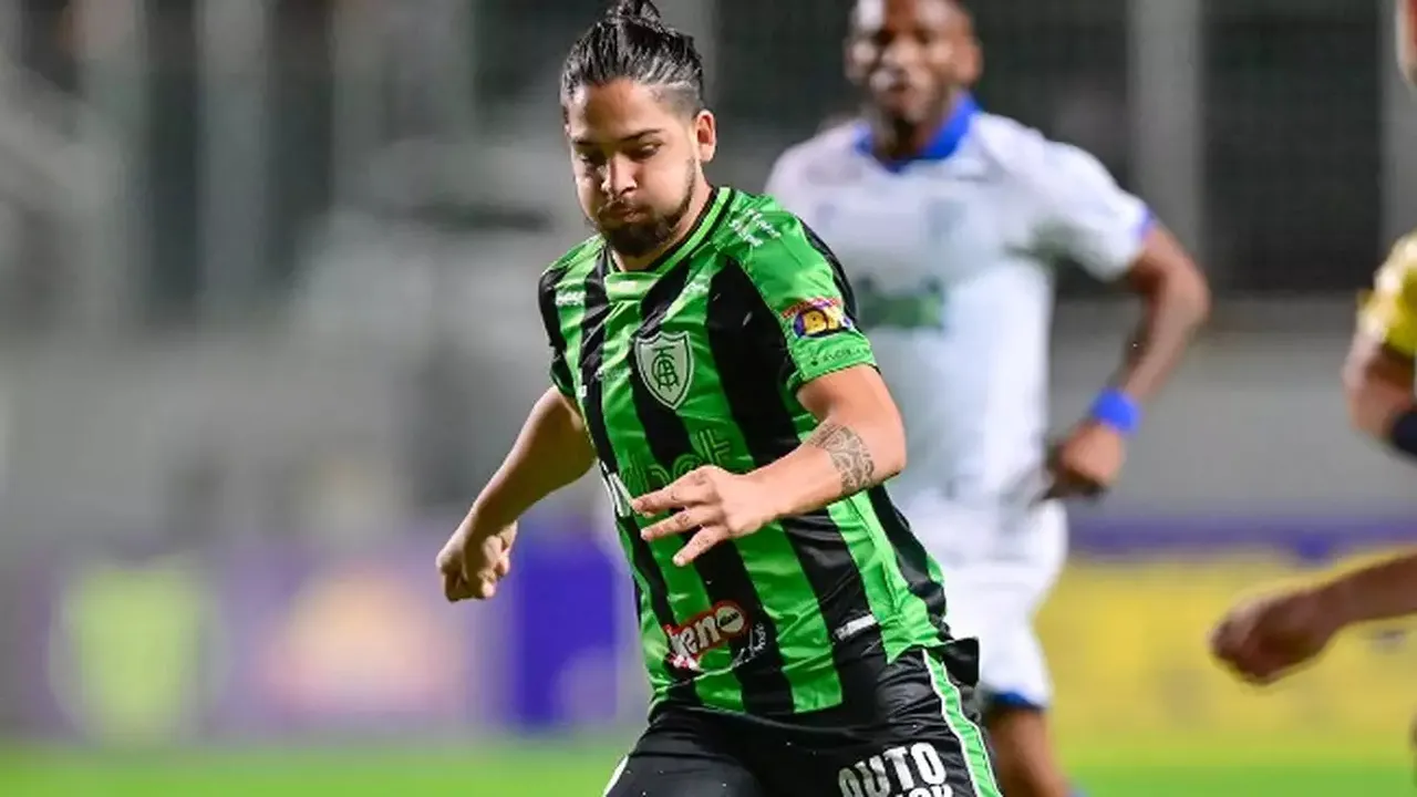 O meia Benítez é um dos reforços do América-MG na janela de transferência