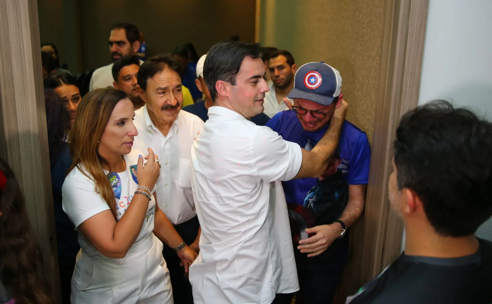 Capitão Wagner não foi ao Comitê de Campanha após a derrota e concedeu entrevista de imprensa em escritório no bairro Meireles