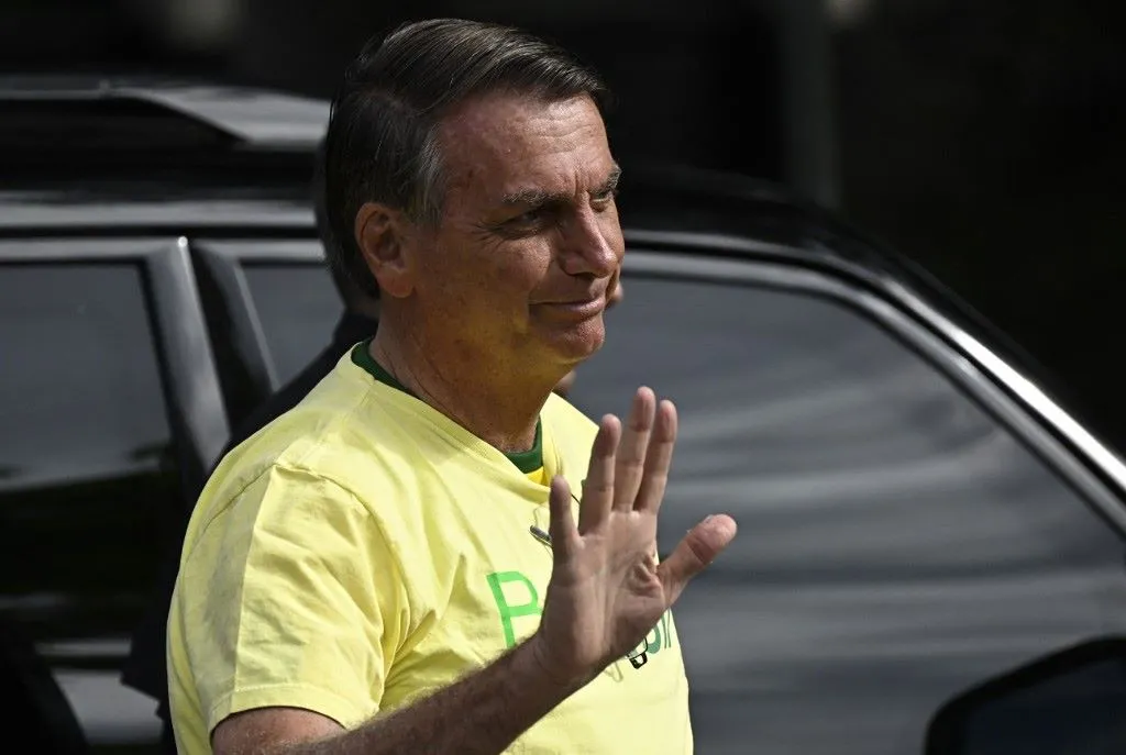 Jair Bolsonaro (PL) votou na Vila Militar, no Rio de Janeiro