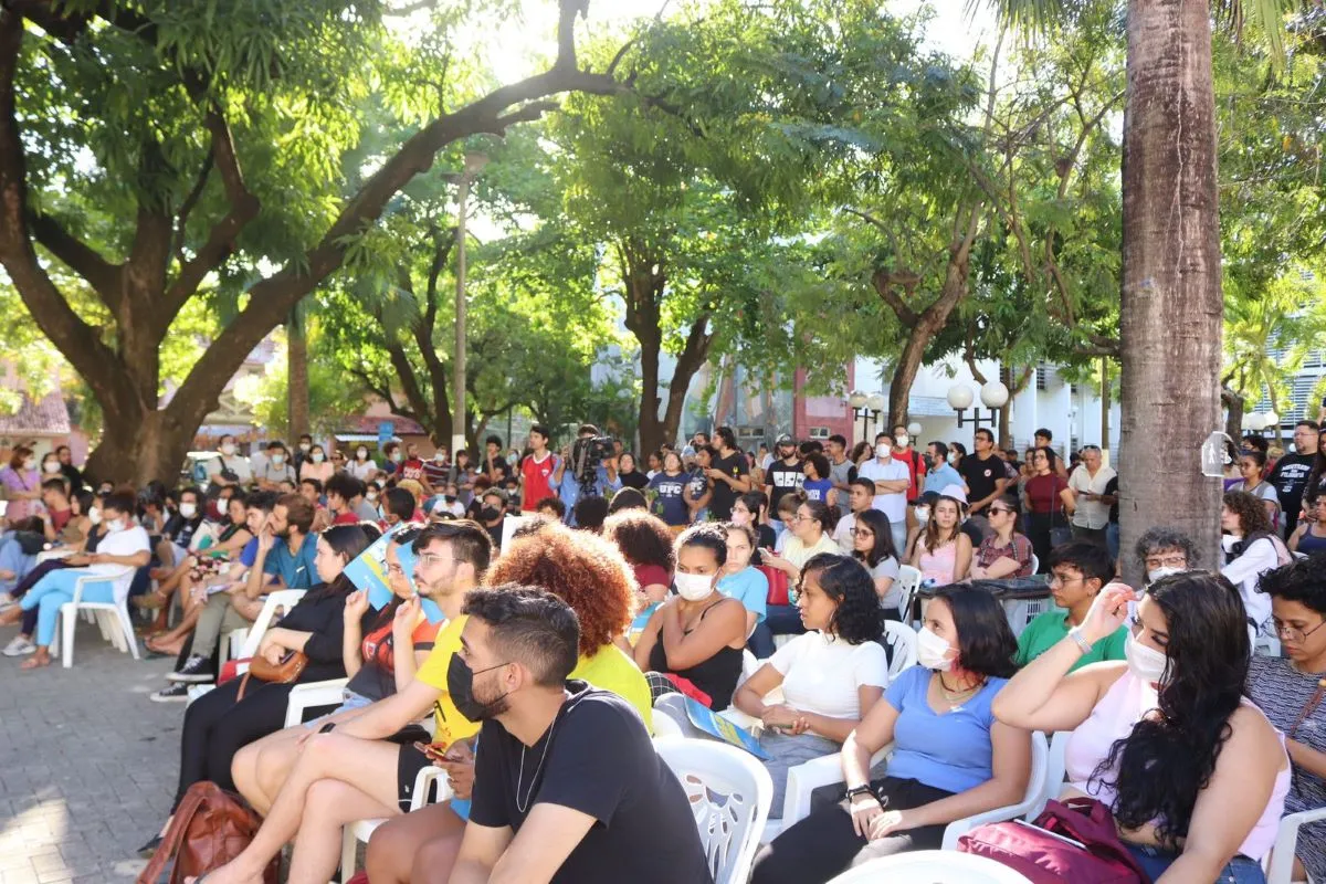 Momento reuniu estudantes, professores e servidores