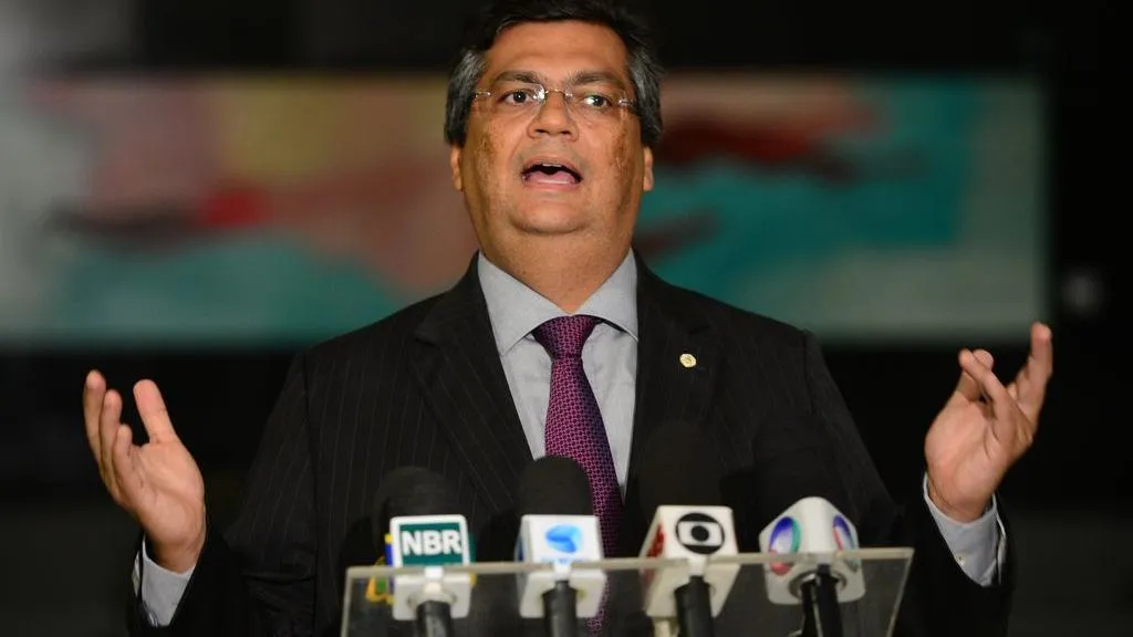 Flávio Dino assume comando do ministério de Justiça e Segurança Pública