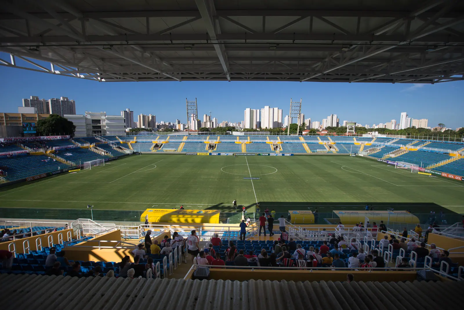 Imagem da notícia Ceará e Fortaleza definem logística para jogos no PV; Clássico-Rei terá mando da FCF