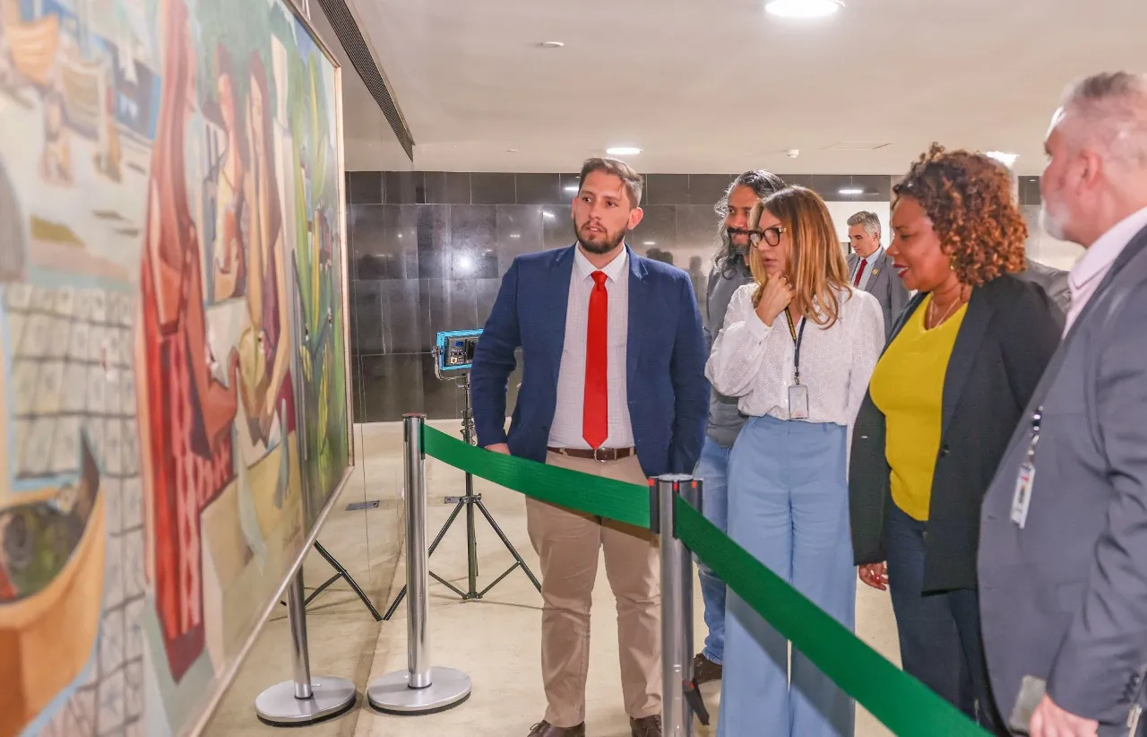 Após atos terroristas, Janja se reuniu com Margareth Menezes após atos terroristas que danificaram obras de artes nas sedes dos Poderes
