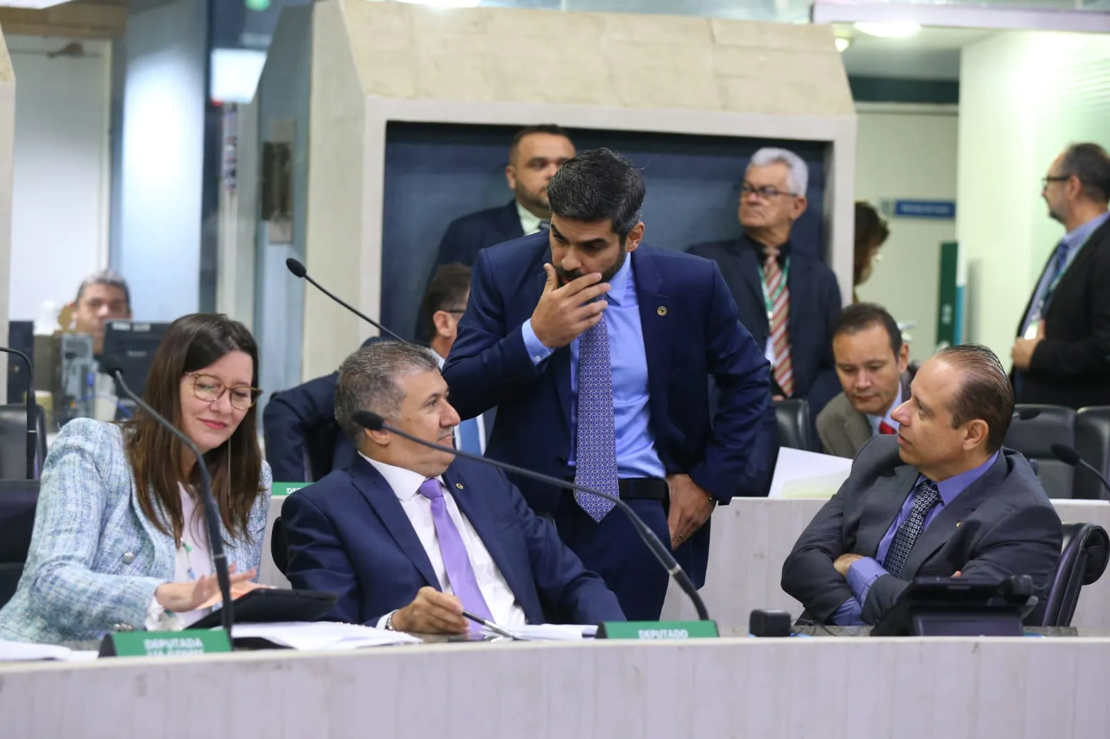 Deputados Lia Gomes, Antônio Henrique, Queiroz Filho e Cláudio Pinho
