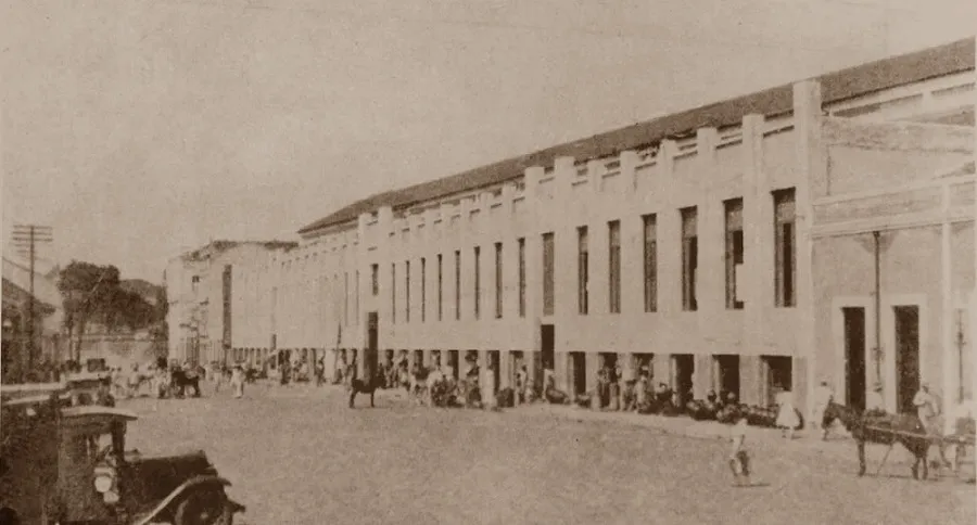 Até 1997, o Mercado Central de Fortaleza funcionava em um prédio na Rua Conde D’Eu
