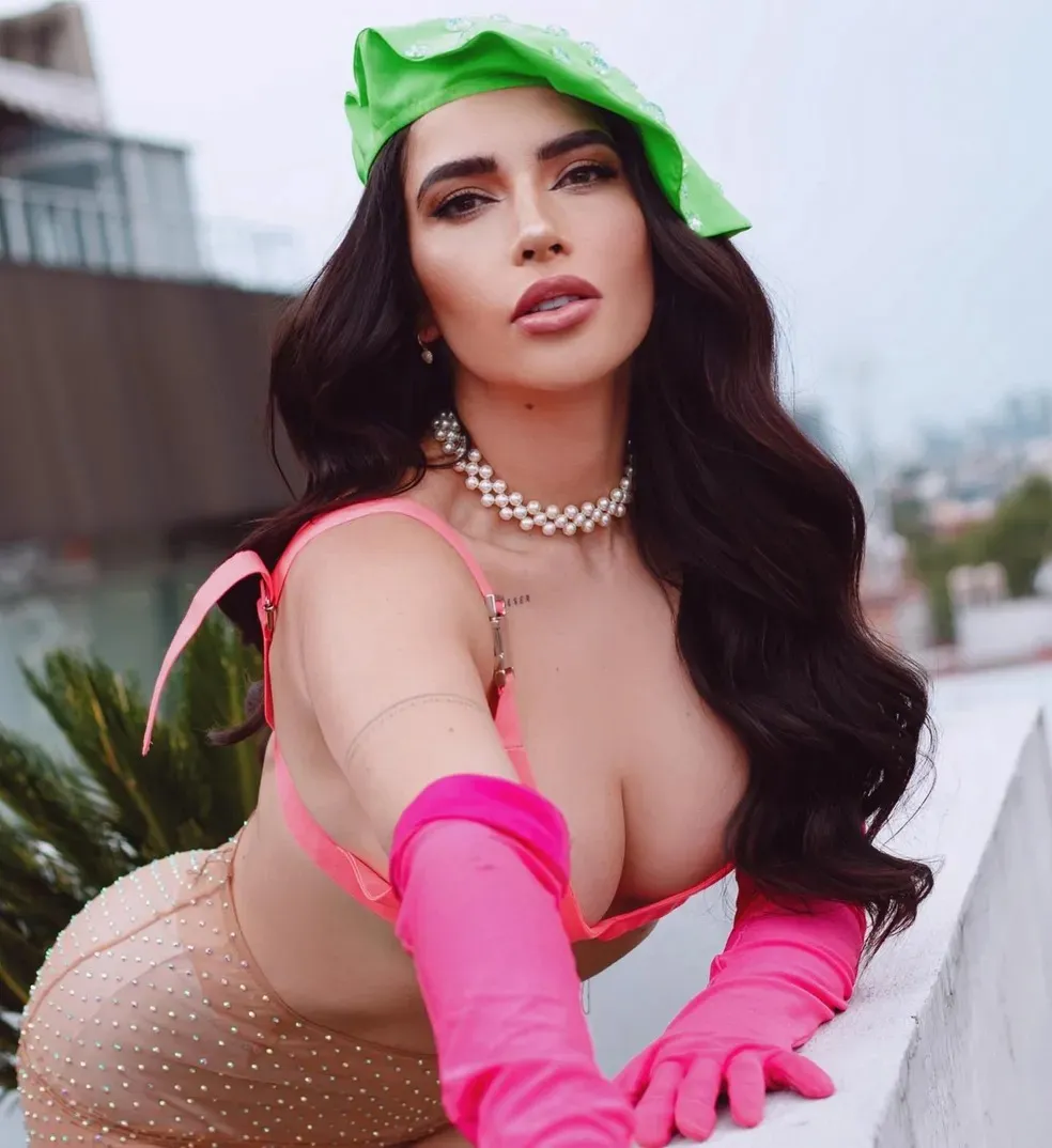 Dania Mendez é conhecida como barraqueira após participação de reality no México