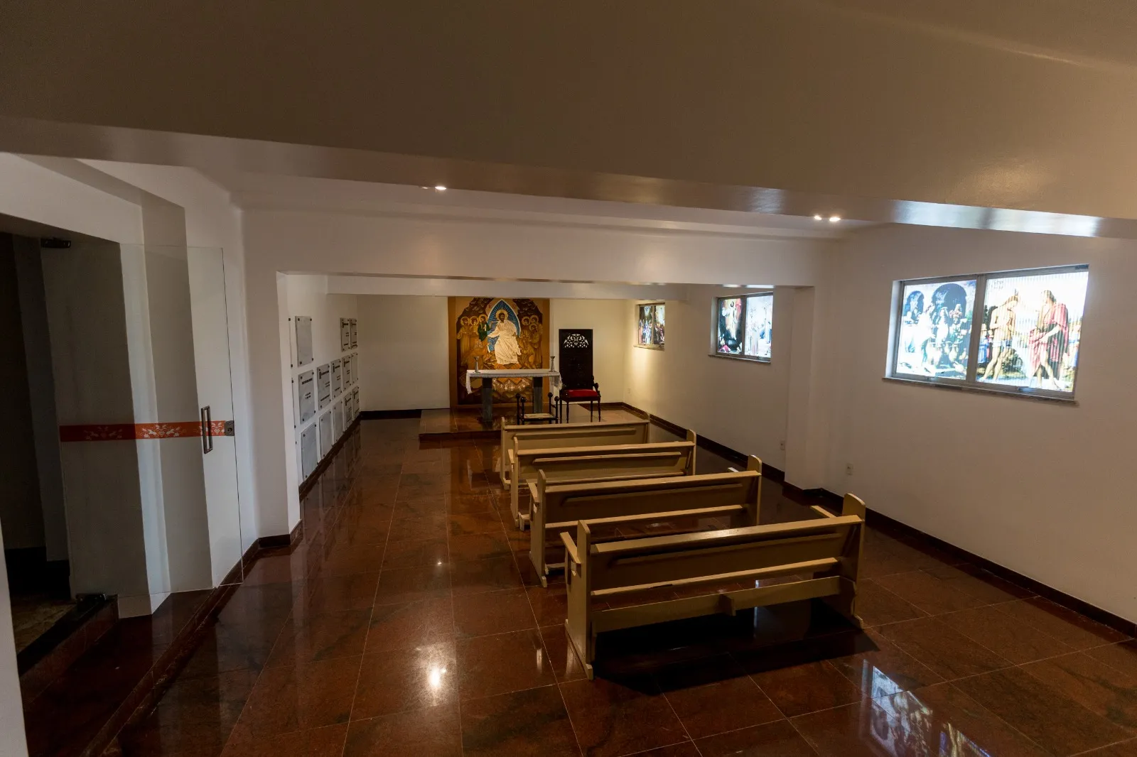 Capela dos Santos Adolescentes na cripta da Catedral de Fortaleza