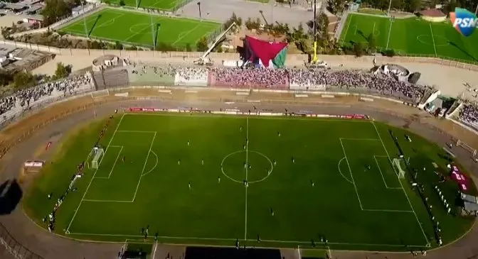 O Estádio Municipal de La Cisterna é a casa do Palestino, do Chile