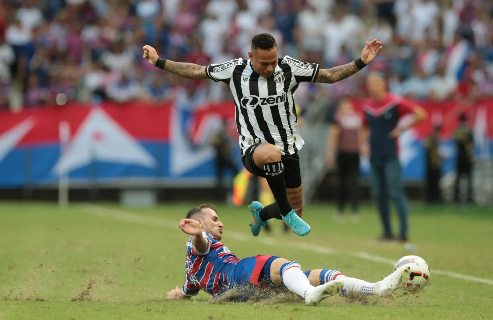 Janderson em ação pelo Ceará