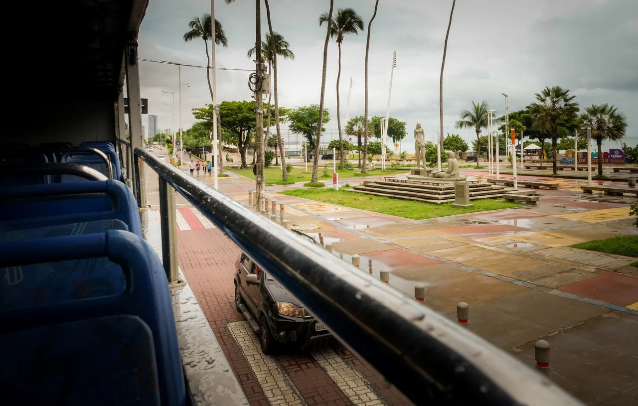 Passeio começa na orla da avenida Beira Mar