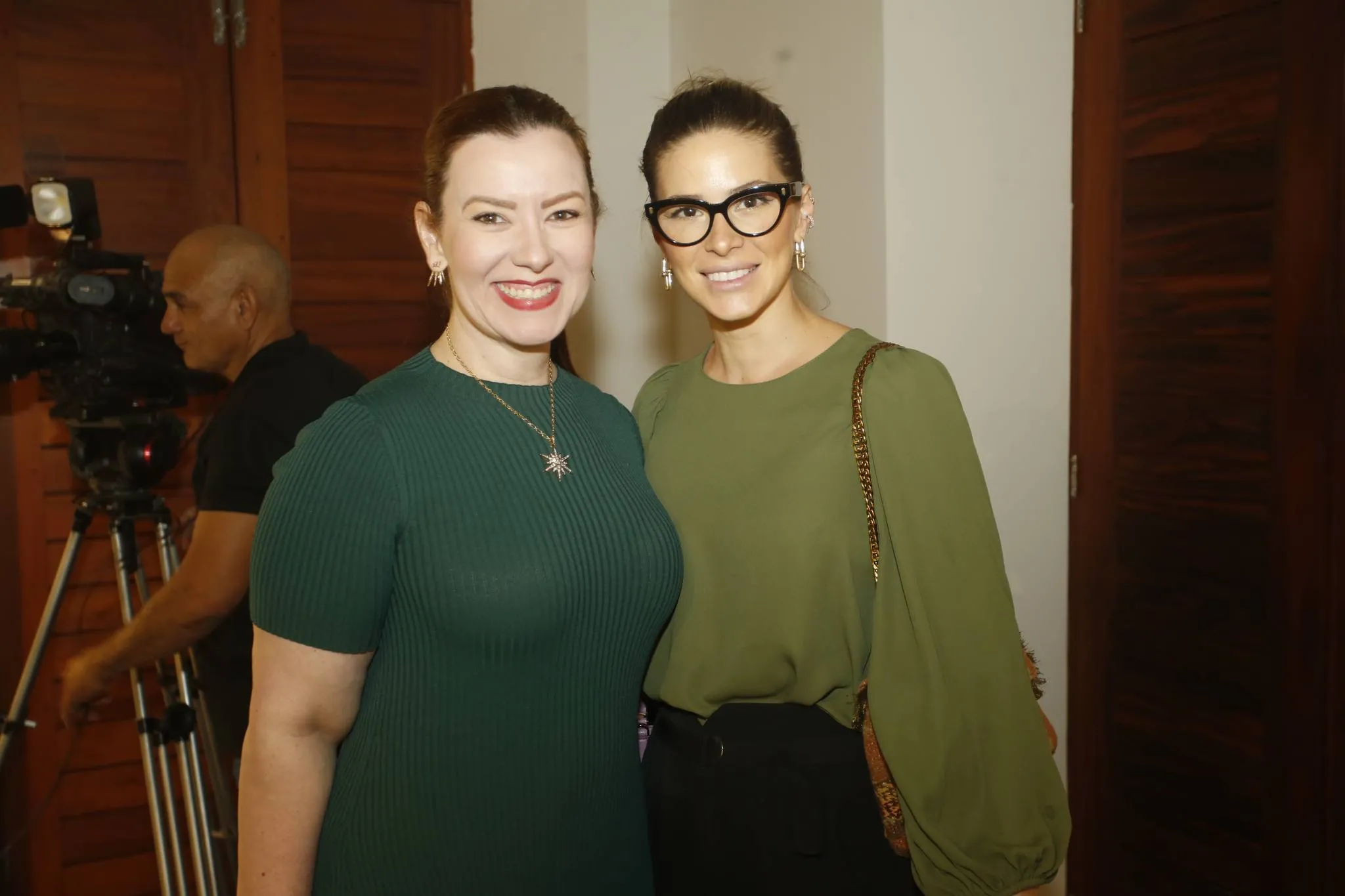 Aline Barroso e Bruna Waleska