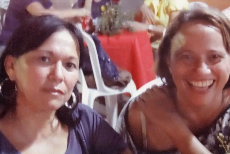 Da esquerda para a direita, Lia e Erilene Firmino