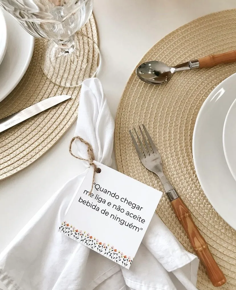 Sabe aquelas frases que a sua mãe fala? As 'tags' com elas são opções para destacar na mesa posta e ressaltar o amor e o cuidado de mãe