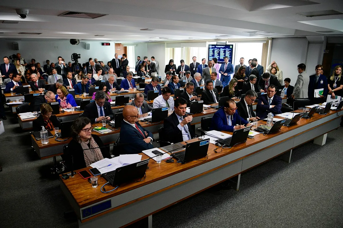 Senadores integrantes da CCJ sabatinaram o indicado ao STF, Cristiano Zanin