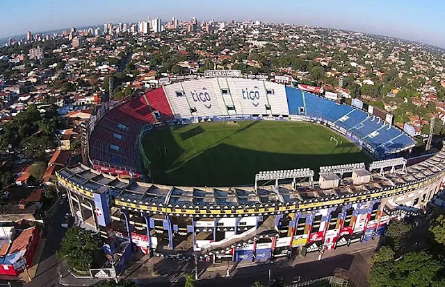 O estádio Defensores del Chaco é a casa da seleção do Paraguai e também do Libertad