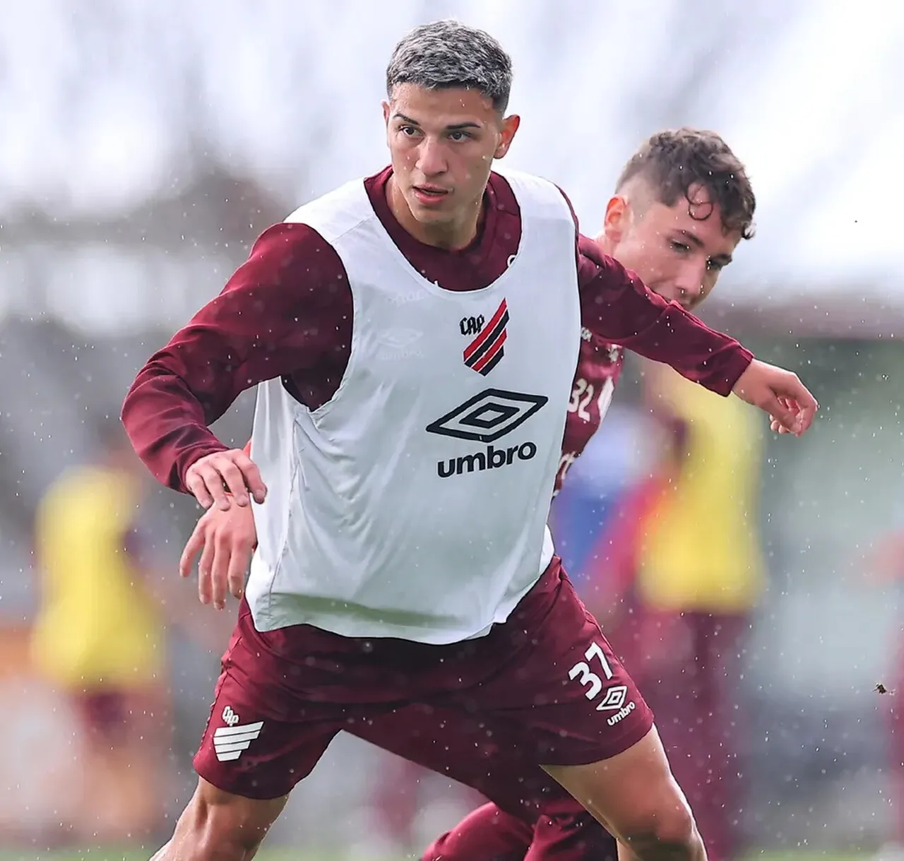 Lucas Esquivel custa R$ 9,8 milhões aos cofres do Athletico-PR