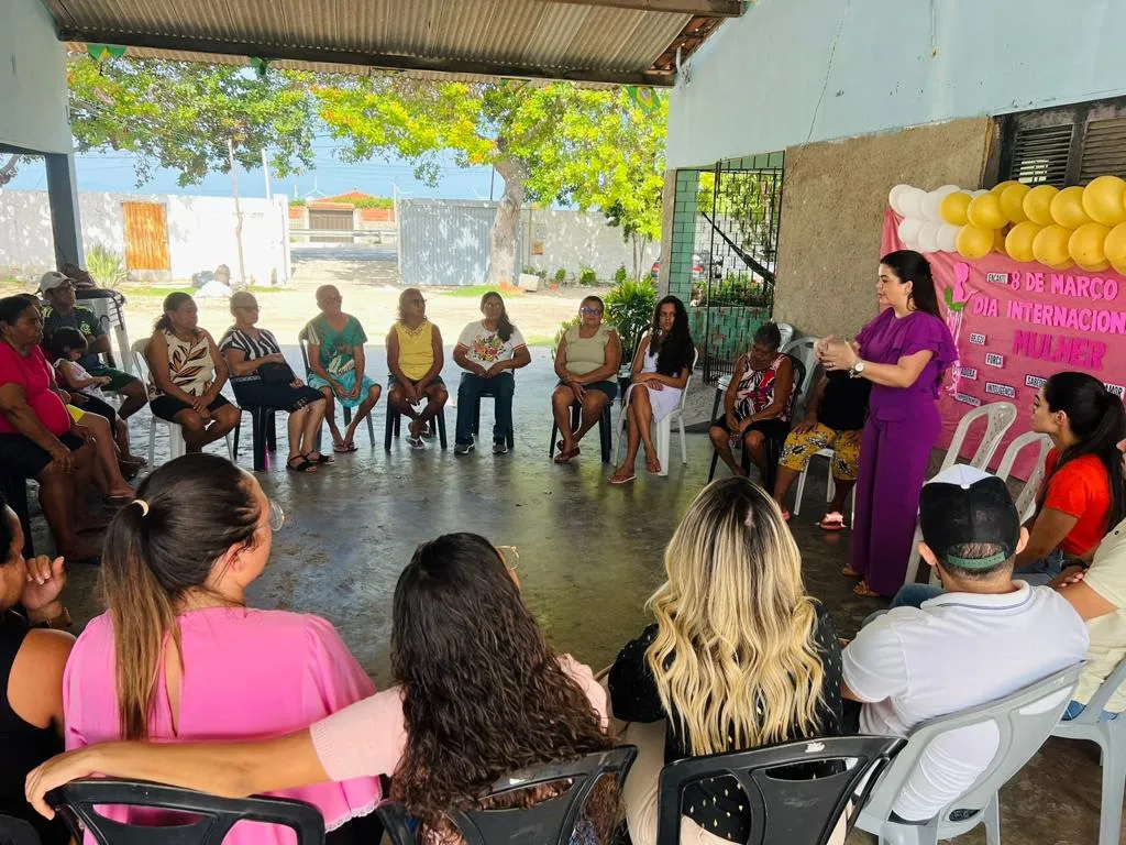 A Procuradoria da Mulher da Câmara Municipal de Fortim realiza ações para discutir políticas públicas voltadas às mulheres