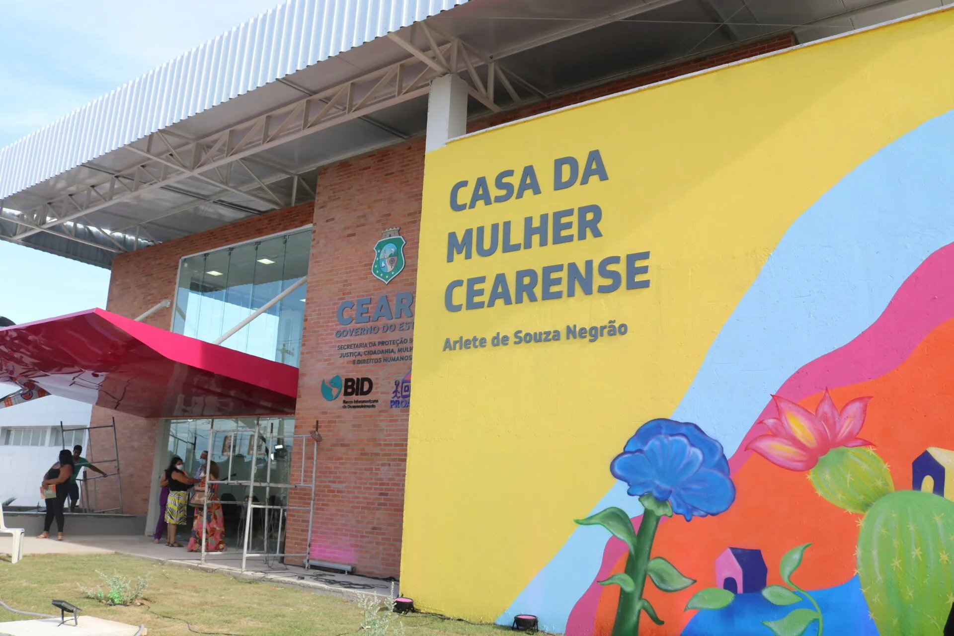 As Casas da Mulher Cearense são algumas das principais políticas da secretaria coordenada por Jade Romero.