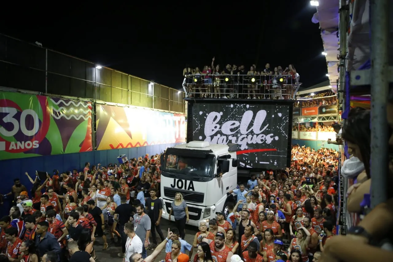 Bell Marques puxa seu terceiro bloco no Fortal 2023