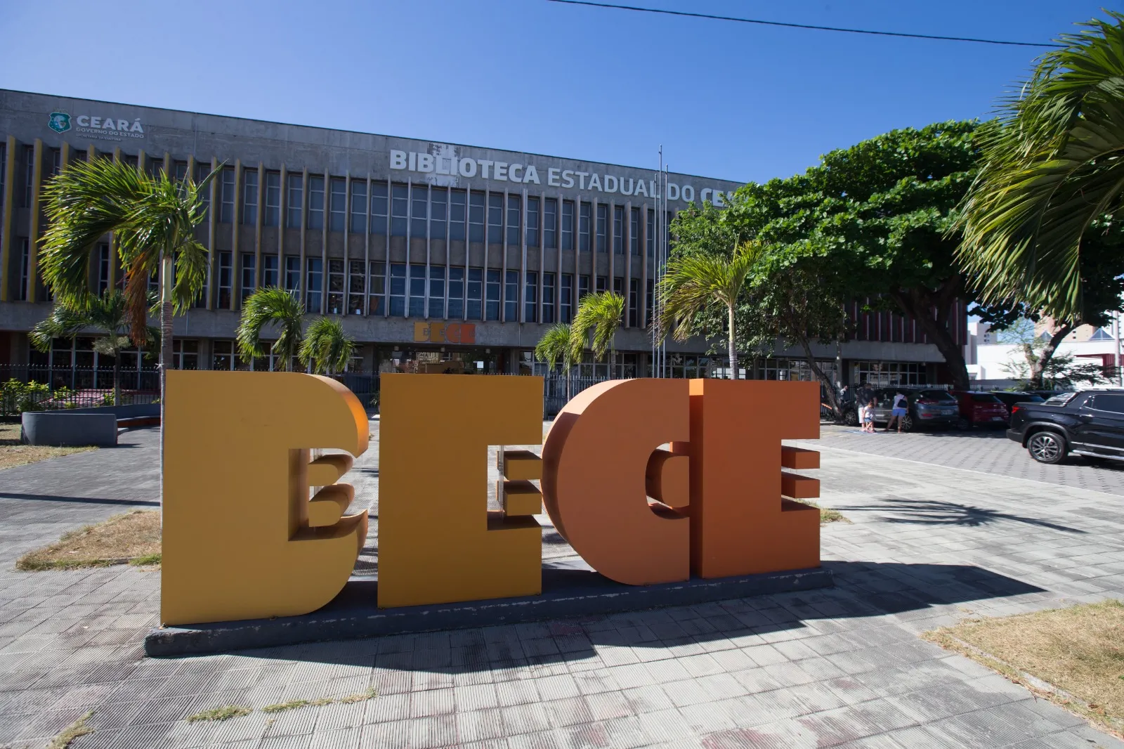 Na Bece, a palavra a grande protagonista da casa a partir dos diversos setores lá disponíveis