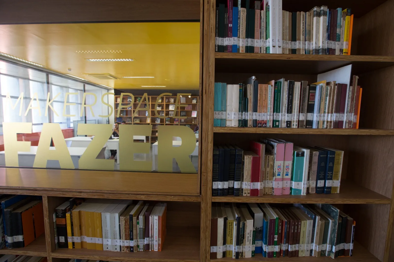 O próprio universo da Bece convida para boas experiências de leitura