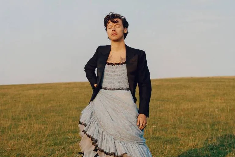 O cantor e ator Harry Styles é um dos principais alvos de comentário sobre a prática do Queerbaiting