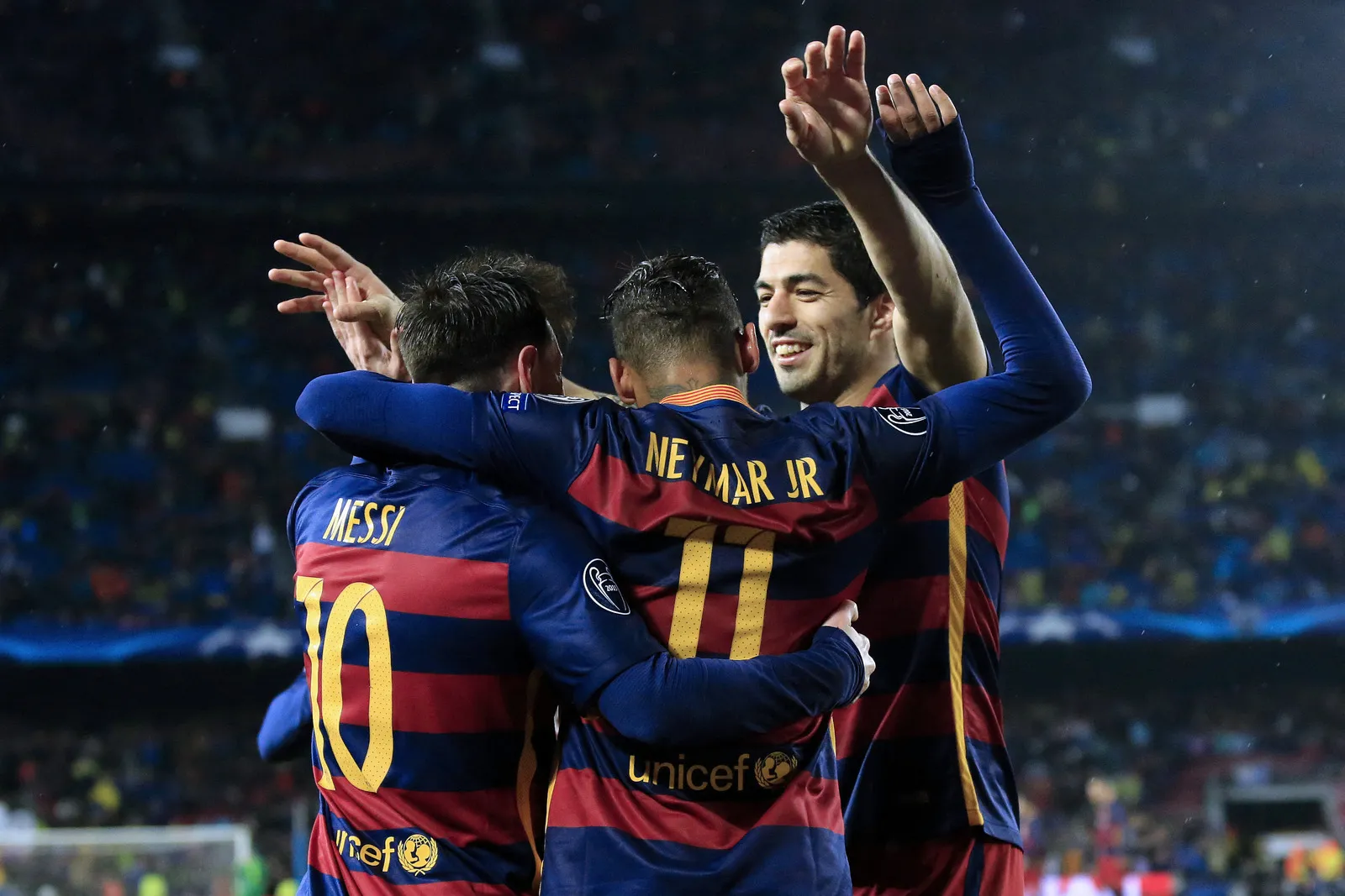 Neymar participou de um trio de ataque histórico do Barcelona com Lionel Messi e Suárez