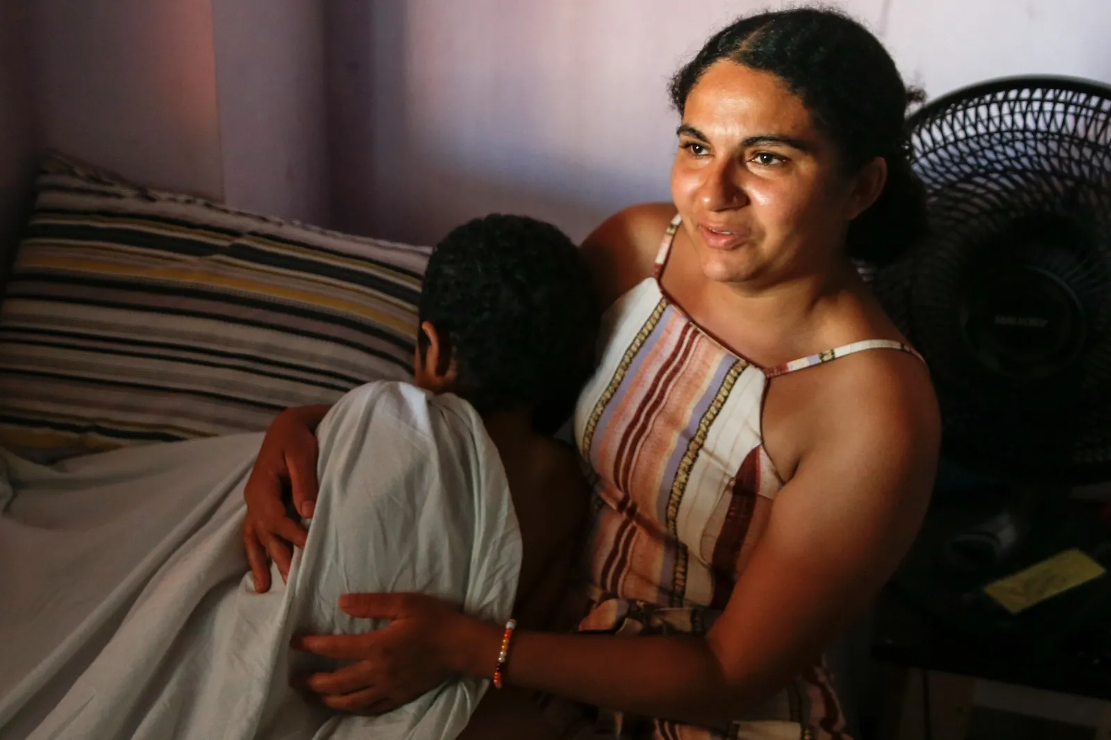 Depois de ser transferido para Fortaleza, em março de 2021, o pequeno Yuri, que mora em Viçosa do Ceará, internou-se várias vezes em Fortaleza para realizar sessões de quimioterapia