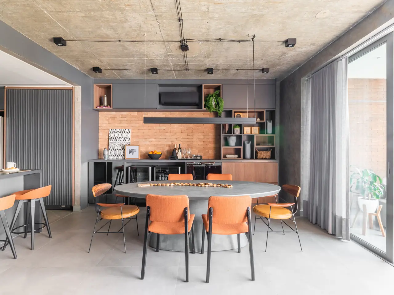 Imagem da notícia: O que é decoração industrial? Conheça o estilo repaginado e veja inspirações de como decorar