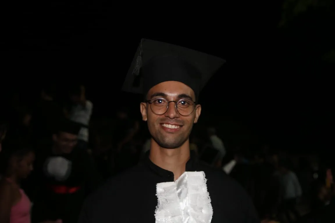 Aluno Anderson Bruno, 23, formado em educação física