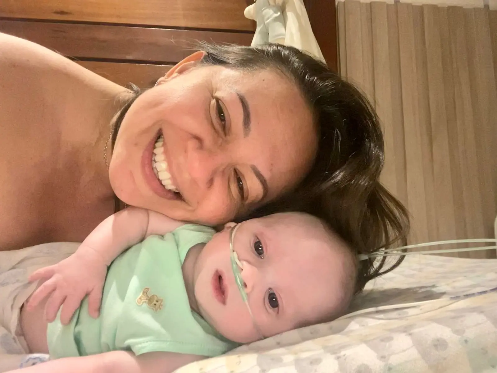 mãe e bebê