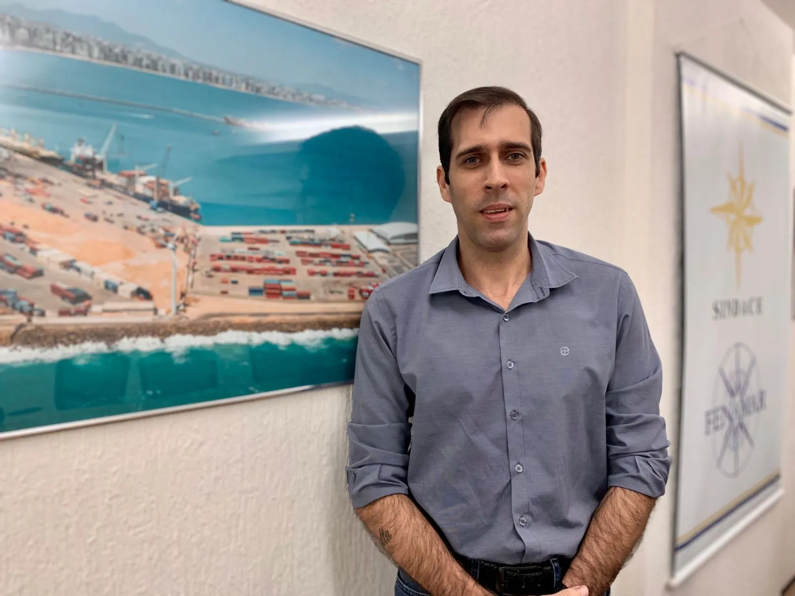 Fausto Silva atua como operador portuário em empresa que atua no Porto do Pecém
