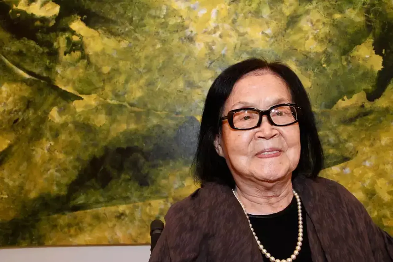 Imagem da notícia: Conheça Tomie Ohtake, artista plástica homenageada pelo Google nesta terça-feira (21)